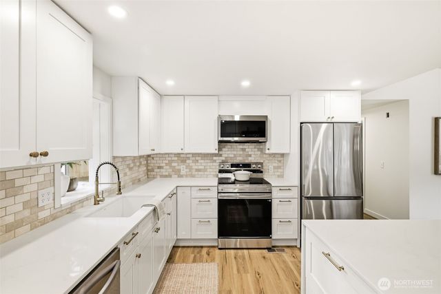 7702 54th Avenue NW, Gig Harbor, WA 98335
