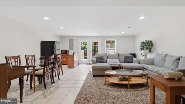 406 LEEDS RIDGE CT, Purcellville, VA 20132