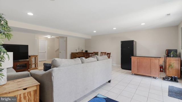 406 LEEDS RIDGE CT, Purcellville, VA 20132