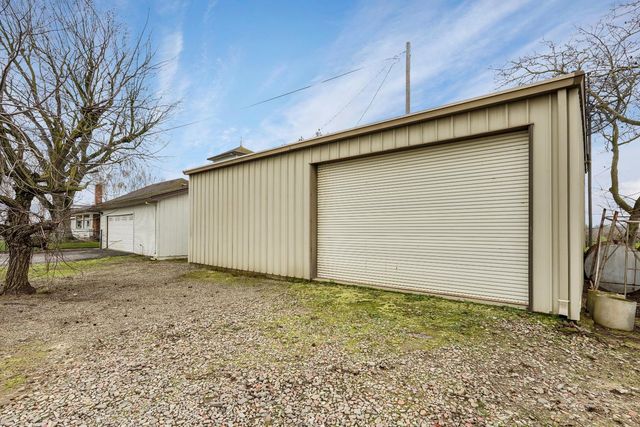 3587 W Sargent Rd, Lodi, CA 95242