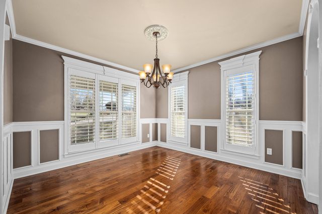 610 Westwood Dr, Mcminnville, TN 37110