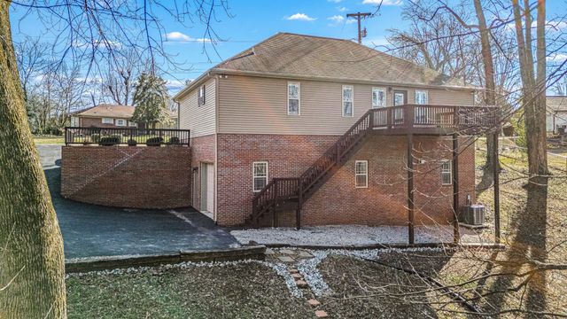 610 Westwood Dr, Mcminnville, TN 37110
