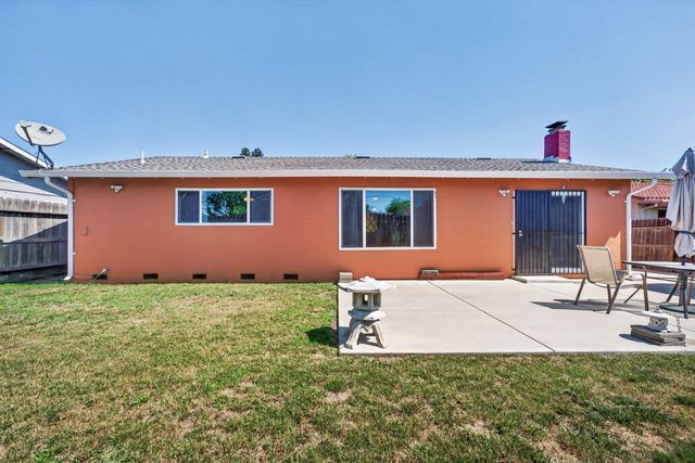 110 San Fernando Ave, Stockton, CA 95210
