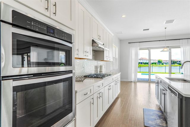 10427 ROYAL CYPRESS WAY, Orlando, FL 32836