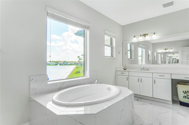 10427 ROYAL CYPRESS WAY, Orlando, FL 32836