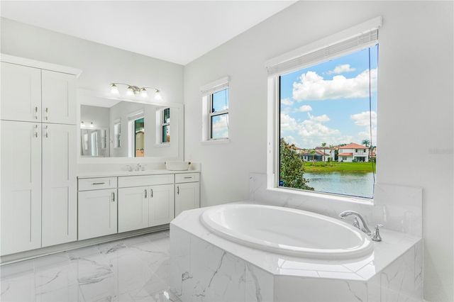 10427 ROYAL CYPRESS WAY, Orlando, FL 32836