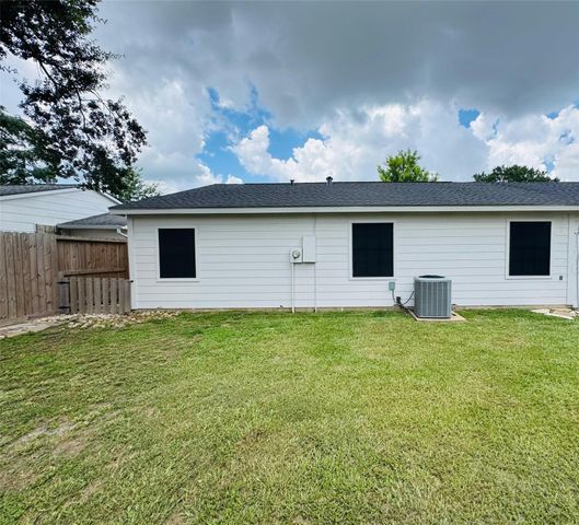 24131 Four Sixes Lane, Hockley, TX 77447