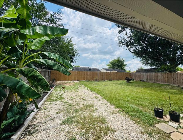 24131 Four Sixes Lane, Hockley, TX 77447