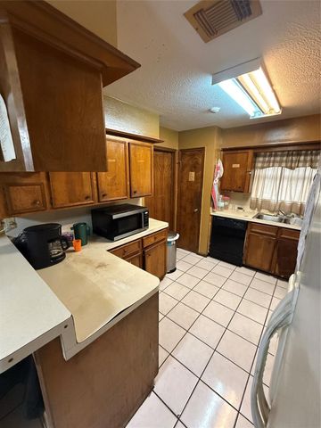 6511 Marisol Drive, Houston, TX 77083