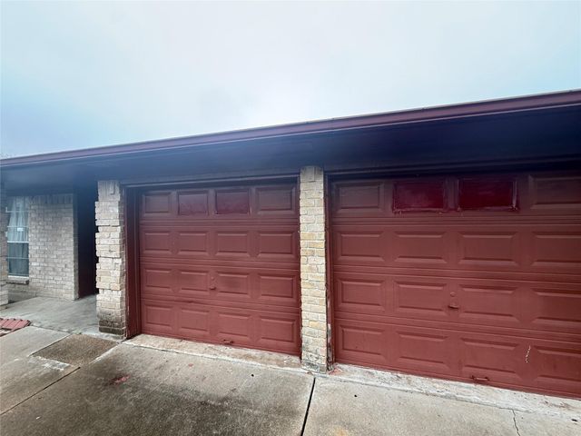 6511 Marisol Drive, Houston, TX 77083