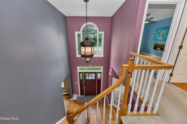 35 Ginger Terrace, Halfmoon, NY 12065