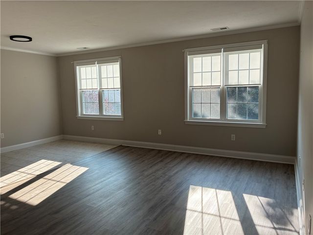 483 North Broadway Street 3b, East Providence, RI 02914