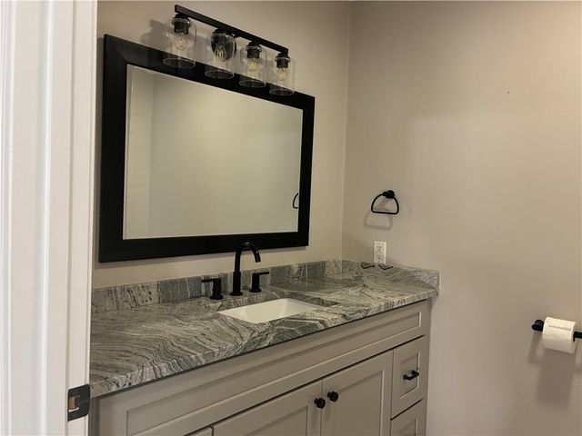 483 North Broadway Street 3b, East Providence, RI 02914