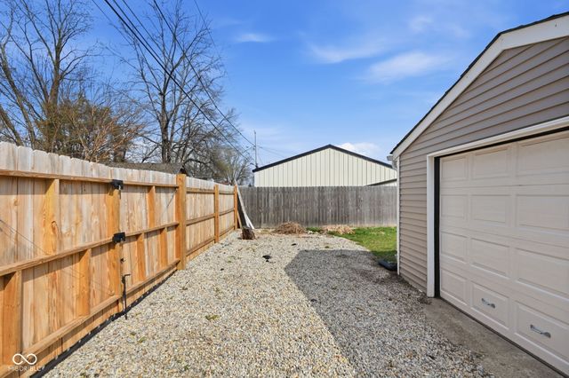 1614 E Kelly Street, Indianapolis, IN 46203