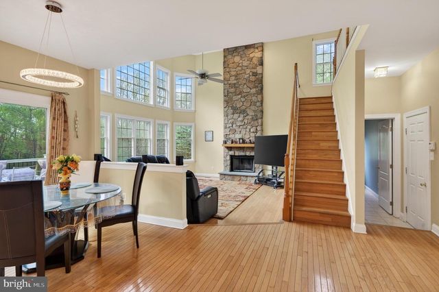 70 GARLAND CT, Phoenixville, PA 19460