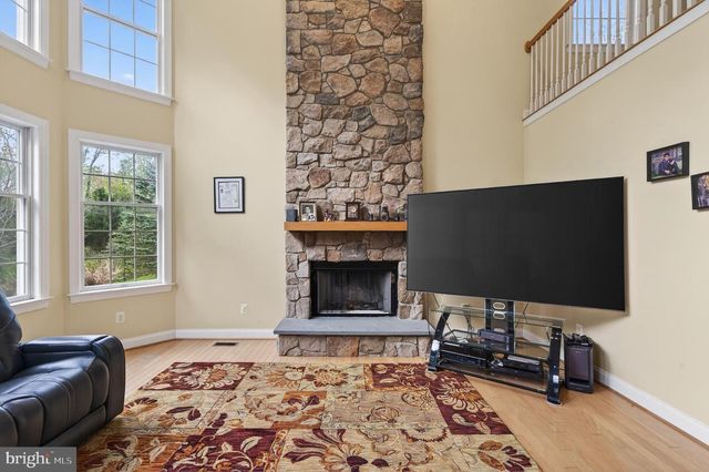 70 GARLAND CT, Phoenixville, PA 19460