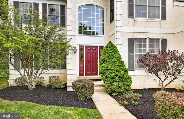 70 GARLAND CT, Phoenixville, PA 19460