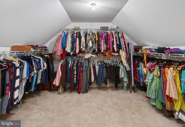 70 GARLAND CT, Phoenixville, PA 19460