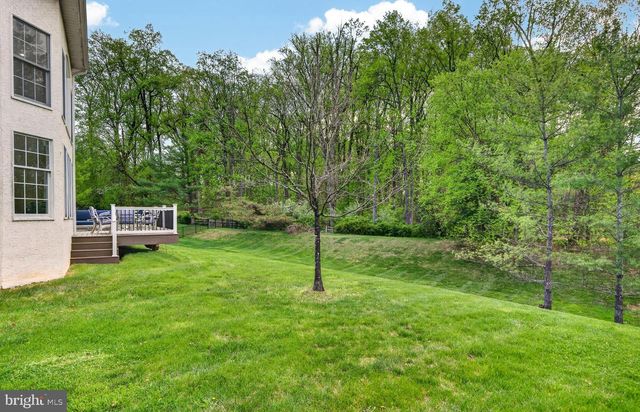 70 GARLAND CT, Phoenixville, PA 19460