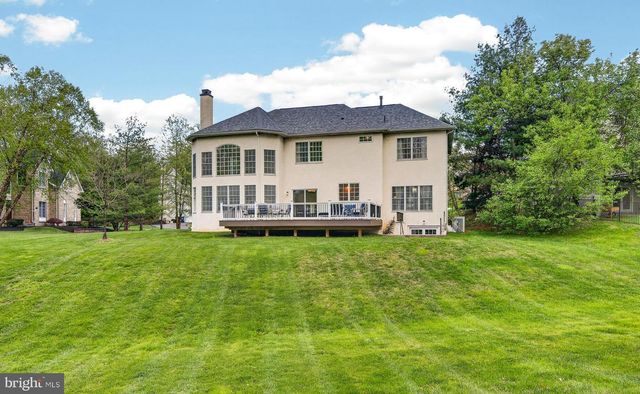 70 GARLAND CT, Phoenixville, PA 19460