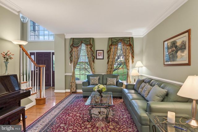 70 GARLAND CT, Phoenixville, PA 19460