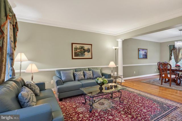 70 GARLAND CT, Phoenixville, PA 19460