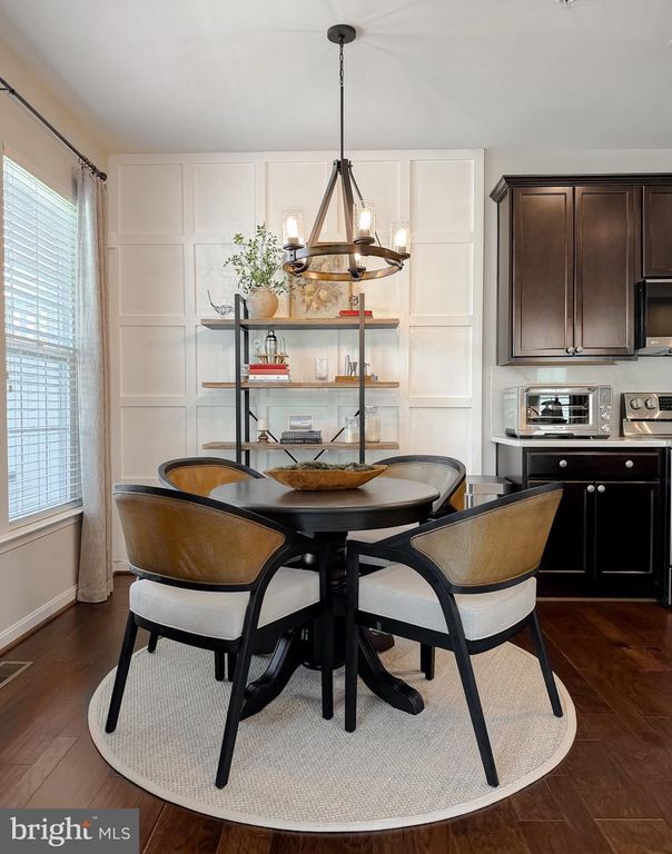 Image 30 of property listing at 6 MUSTANG DR, La Plata, MD 20646