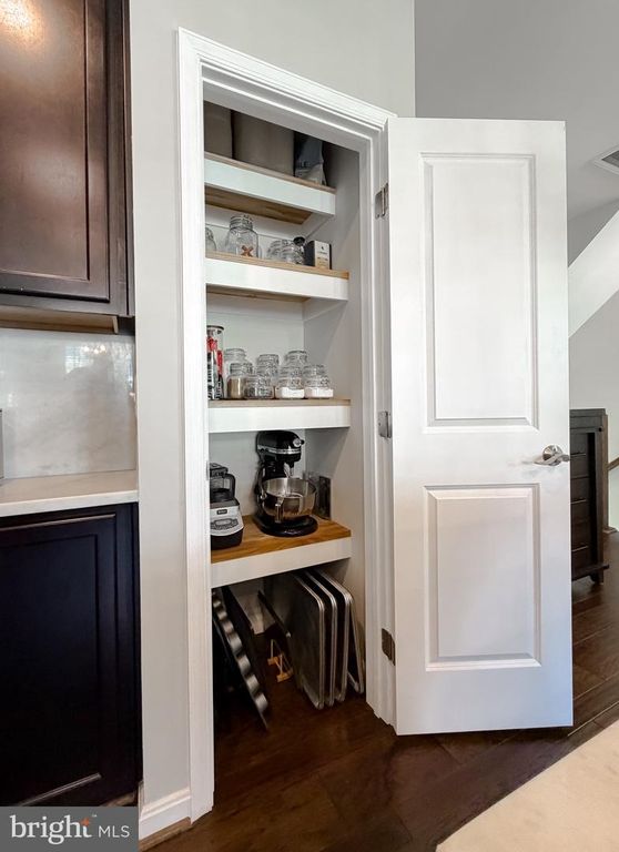 Image 35 of property listing at 6 MUSTANG DR, La Plata, MD 20646