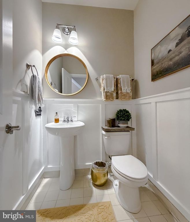 Image 37 of property listing at 6 MUSTANG DR, La Plata, MD 20646