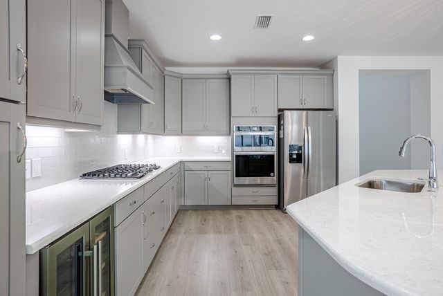 8745 Coral Reef Way, Panama City Beach, FL 32413