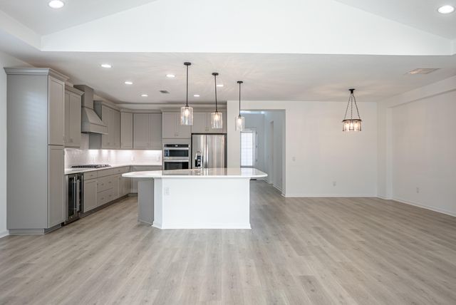 8745 Coral Reef Way, Panama City Beach, FL 32413