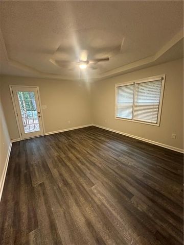 810 Victoria Place, Woodstock, GA 30189
