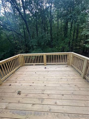 810 Victoria Place, Woodstock, GA 30189