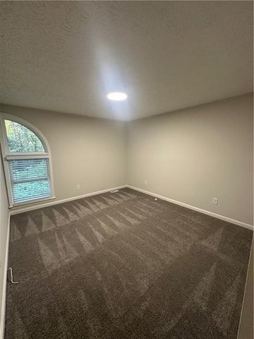 810 Victoria Place, Woodstock, GA 30189