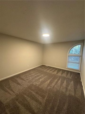 810 Victoria Place, Woodstock, GA 30189