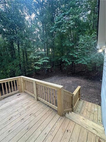 810 Victoria Place, Woodstock, GA 30189