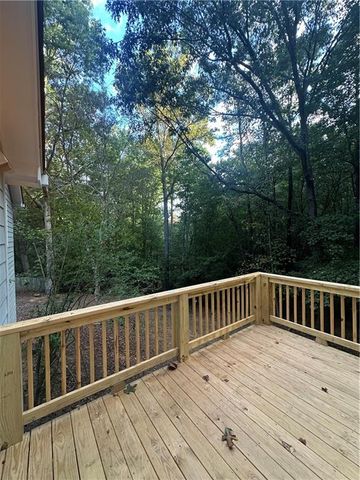 810 Victoria Place, Woodstock, GA 30189
