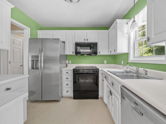 149 Kingsley Park Drive, Moore, SC 29369