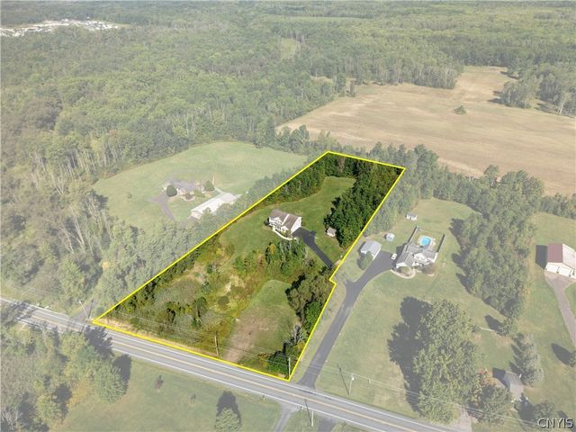 4789 Verplank Road, Clay, NY 13041