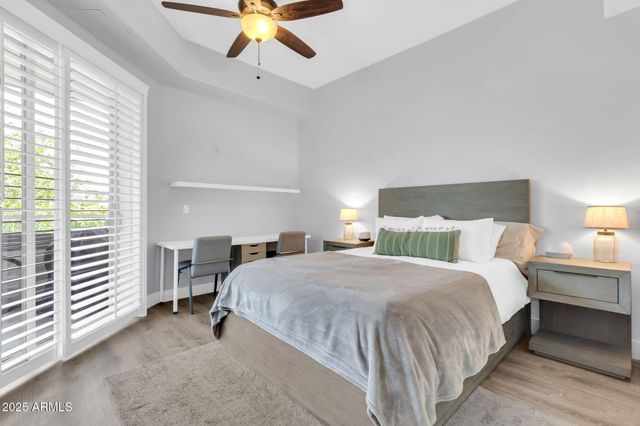 945 E Playa Del Norte Drive 2005, Tempe, AZ 85288