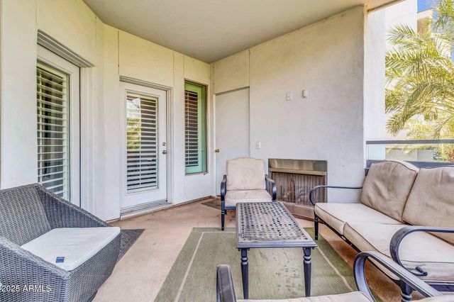 945 E Playa Del Norte Drive 2005, Tempe, AZ 85288