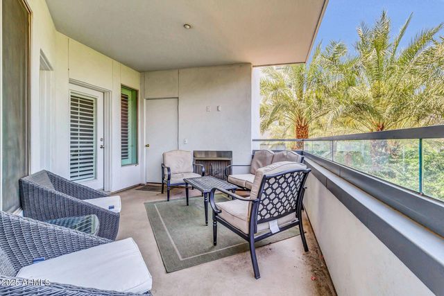 945 E Playa Del Norte Drive 2005, Tempe, AZ 85288