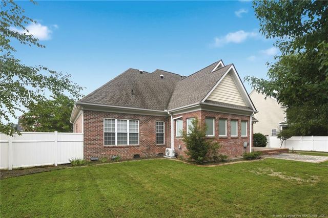 412 St Thomas Road, Fayetteville, NC 28311