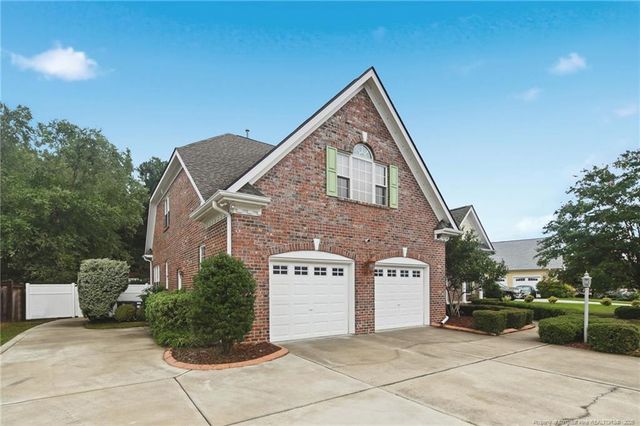412 St Thomas Road, Fayetteville, NC 28311