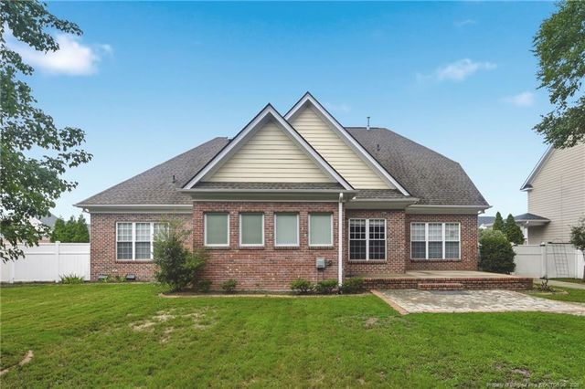 412 St Thomas Road, Fayetteville, NC 28311