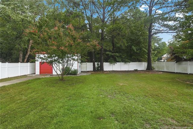 412 St Thomas Road, Fayetteville, NC 28311