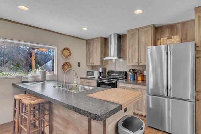 8876 N CR 136, Overton, TX 75684