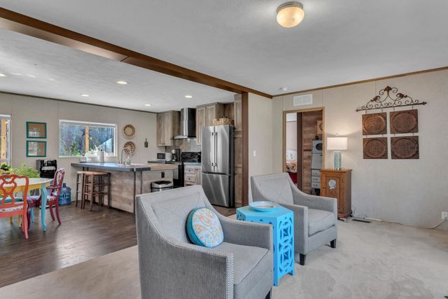 8876 N CR 136, Overton, TX 75684