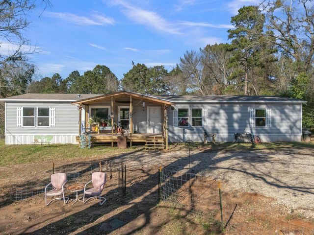 8876 N CR 136, Overton, TX 75684