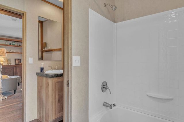 8876 N CR 136, Overton, TX 75684